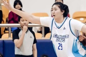 大爆发！张子宇首次首发8分钟19+10连创新高 率山东女篮大胜